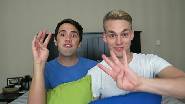 GET IN BED WITH US! (Helix Sleep) смотреть онлайн