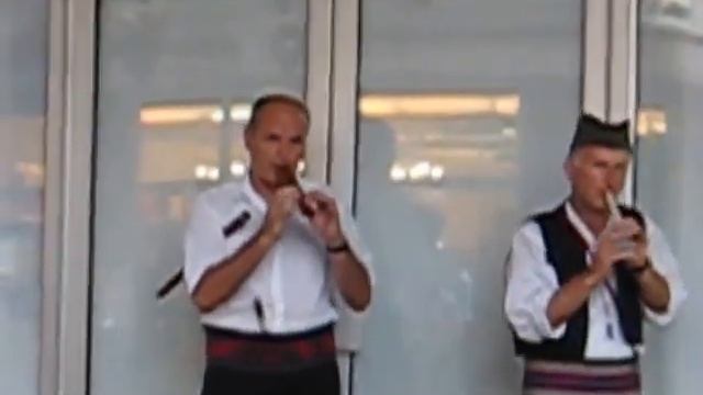 Уличные музыканты Белград Сербия смотреть онлайн