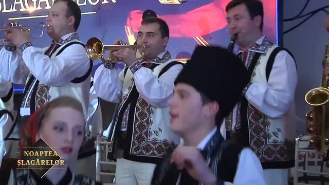 Zinaida Julea și Orchestra Fraților Advahov - E Sărbătoare și Răsună Muzica