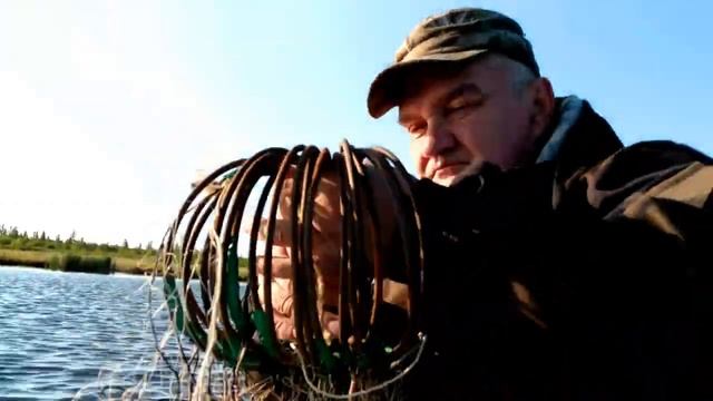 Карась в этом озере всё таки есть смотреть онлайн