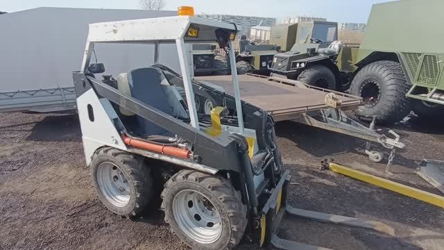 Самодельный мини погрузчик!!! Незаменимый помощник на производстве !!! смотреть онлайн