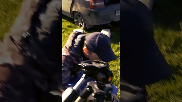 Сколько радости от поимки карася смотреть онлайн