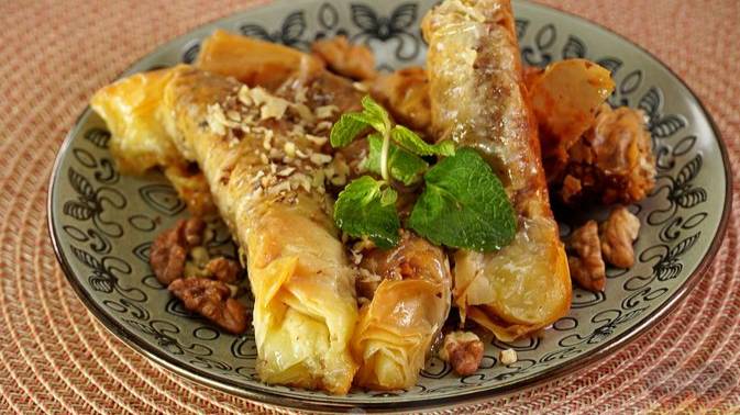 Заслуживает высочайшей похвалы. БАКЛАВА С ГРЕЦКИМИ ОРЕХАМИ (ИЗ ТЕСТА ФИЛО)