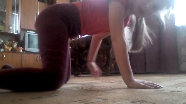 (2часть)ШПАГАТ!!!!!!!!!