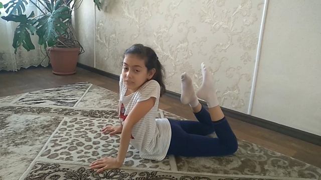 Учимся вставать на мостик. Видео урок 2 смотреть онлайн