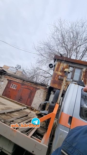 ТОЙОТА ОТПРАВЛЯЕТСЯ НА РЕМОНТ #кириллов #automobile #гараж #автоблог #авторазбор смотреть онлайн