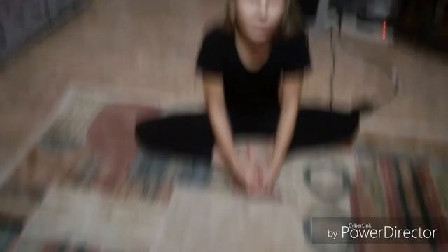 Как правильно сесть на шпагат #1 смотреть онлайн