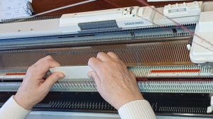 Платье в рубчик