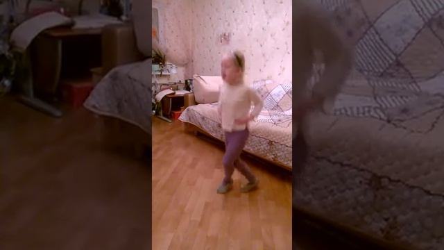 Привет папе от Машеньки. (Танец+шпагат) 13.12.16 смотреть онлайн