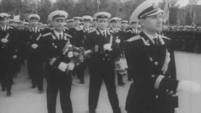 Морякам Подводникам посвящается смотреть онлайн