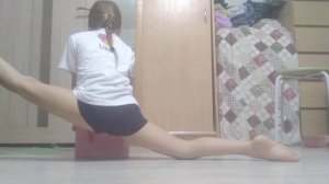 левый шпагат