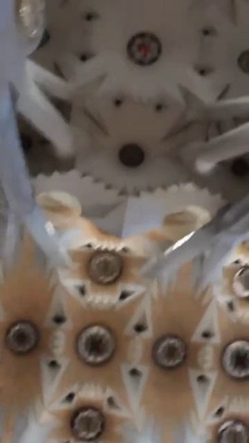 Incredible Feats of Engineering - Sagrada Familia #shorts смотреть онлайн