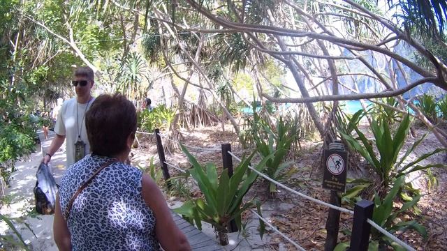 Фильм пляж снимали здесь 4