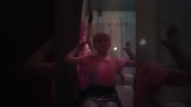 Делаем шпагат