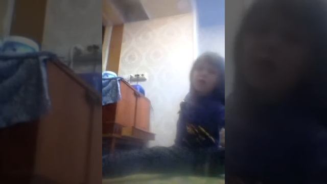 Делают я одену я пытаюсь сделать шпагат смотреть онлайн