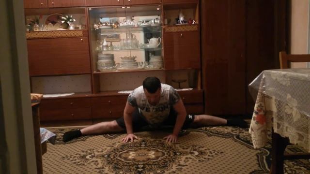 Шпагат 4 года спустя смотреть онлайн