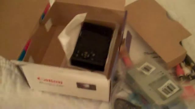 Unboxing Video for the Canon S95 and Canon XS.mp4 смотреть онлайн