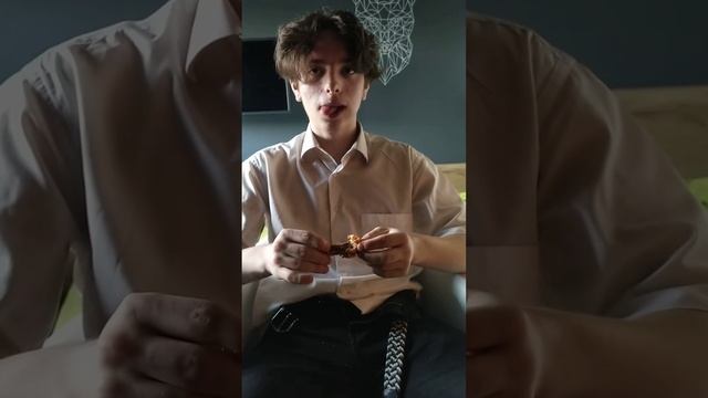 НОВЫЙ ГОСТЬ И ТЕСТ НА ВЫНОСЛИВОСТЬ ЖГУЧИЙ ПЕРЕЦ!!!!