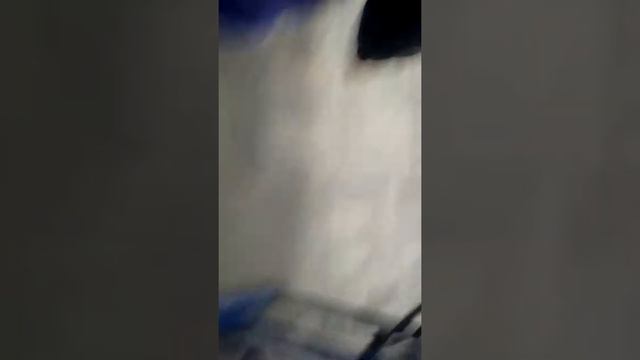 Танцы в больших шортиках