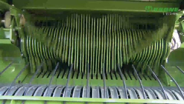 Рулонные пресс-подборщики Krone Comprima смотреть онлайн