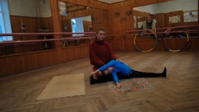 Поперечный шпагат с Екатериной Ревенко