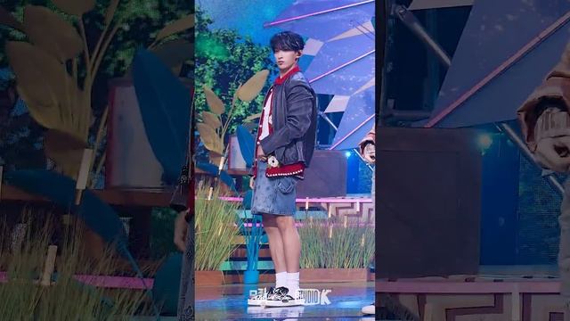 [K-Fancam] 세븐틴 도겸 직캠 '음악의 신'(SEVENTEEN DK Fancam) @뮤직뱅크(Music Bank) 231027 смотреть онлайн