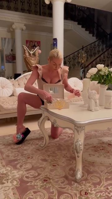 Спасибо за подарок!Неожиданный сюрприз для Волочковой! смотреть онлайн