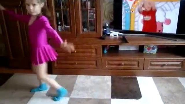 Колесо и шпагат смотреть онлайн