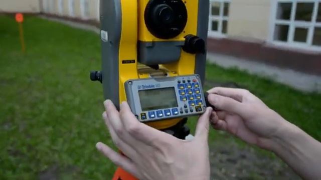 Вынос точки в натуру тахеометром Trimble M3 ч1 смотреть онлайн