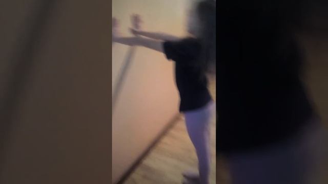 Разминка на шпагат смотреть онлайн