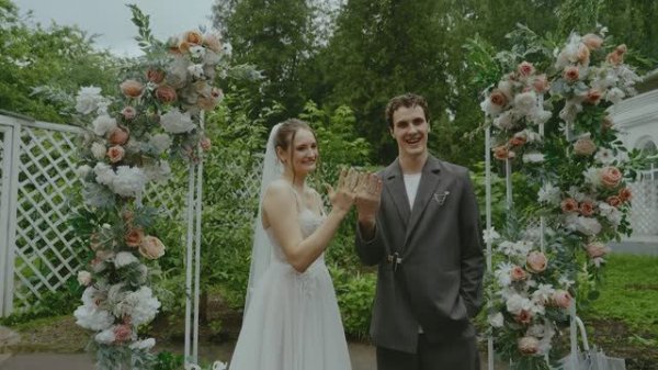 Свадьба 12.06.2024
Локация: Станинный особняк, Усадьба "Лесной берег"
Организация:House for wedding