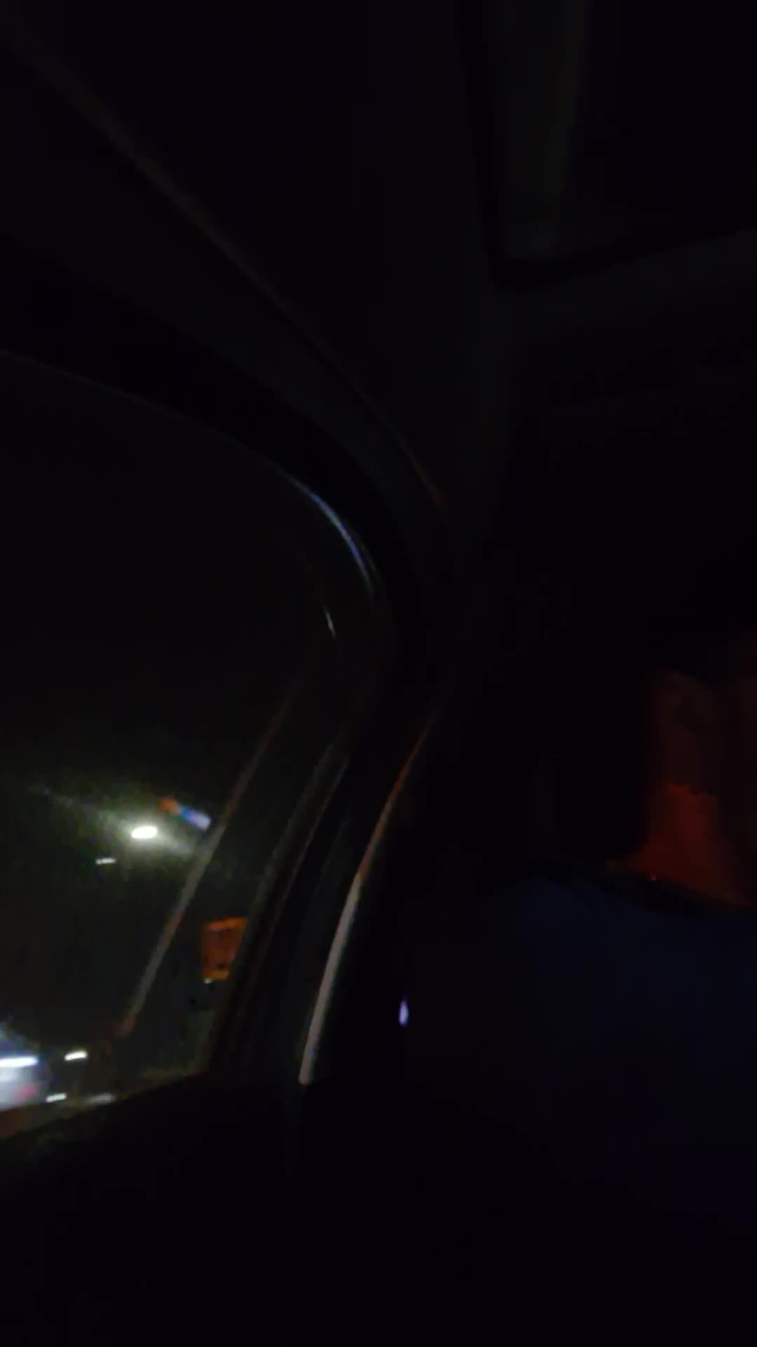 музыка в машине