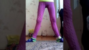 Учимся делать шпагат