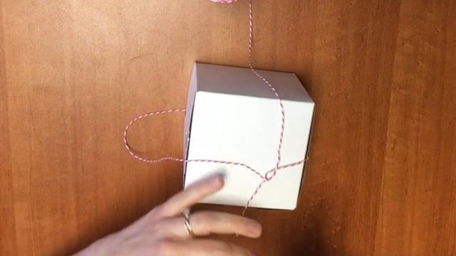 How To Tie A Bakery Box With Twine  | Nashville Wraps