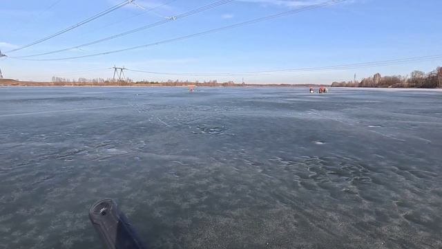 Зимняя рыбалка! МАРТ +10 Рыба ловится! смотреть онлайн