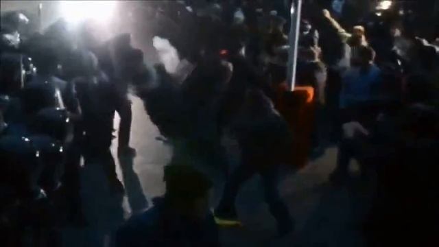 Ван дам вышел на майдан!! смотреть онлайн