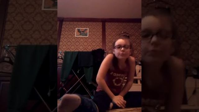 Продольный шпагат. Как научится садиться на поперечный шпагат. смотреть онлайн