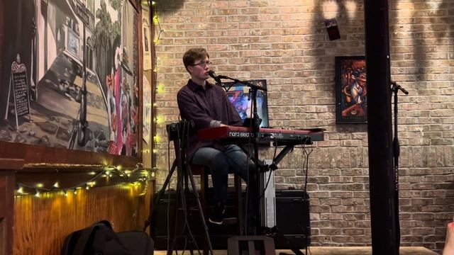 Turn the Lights Back On (Billy Joel cover - live on release day!) смотреть онлайн