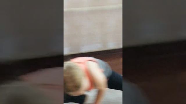 Как научиться делать шпагат ❤ смотреть онлайн