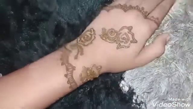 Dubai Style Mehndi Design/Simple Henna Tutorial/Beautiful Unique Mehndi Design/White Rose смотреть онлайн