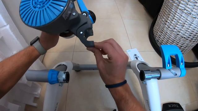TACX FLOW SMART, UNBOXING Y PRIMERAS IMPRESIONES смотреть онлайн
