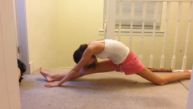 How To Get Your Splits | Cara Xxx