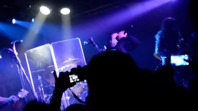 CRADLE OF FILTH "Right Wing Of The Garden Triptych" @ Mega Club, Katowice смотреть онлайн