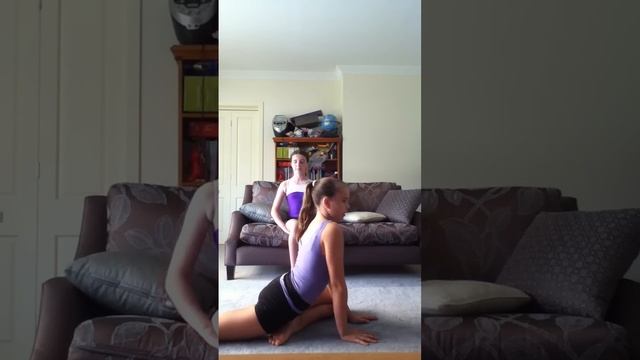 How To Do The Splits And Stretches Tutorial
