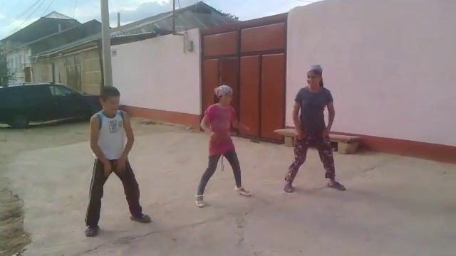 Шпагат дебилов )