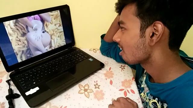 Anitta With Becky G - Banana Reaction