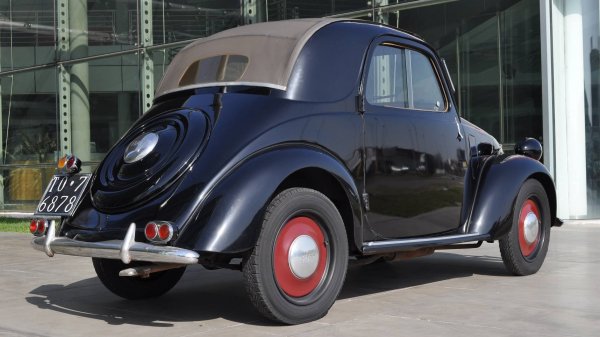 FIAT 500 • The CHEAPEST LEGEND • From the 1950s to the 1970s