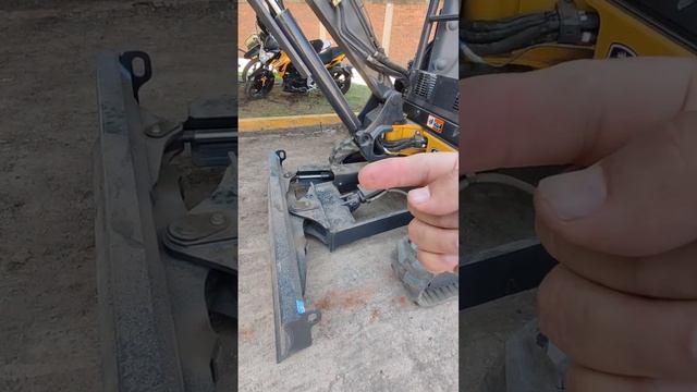 Mini excavadora 35G John Deere смотреть онлайн