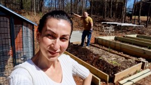 Начали Огородные Работы | Меняем Грядки | Алма и Бедные Куры 🐔 | Семейный Влог | Эгине | Heghineh