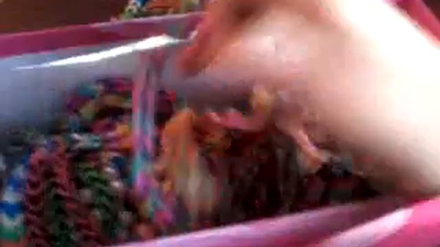 Коробка с браслетами смотреть онлайн